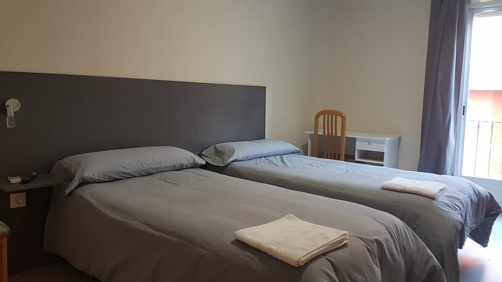 Hostal La Estacion Tarancon Ngoại thất bức ảnh