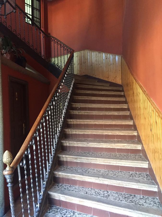 Hostal La Estacion Tarancon Ngoại thất bức ảnh